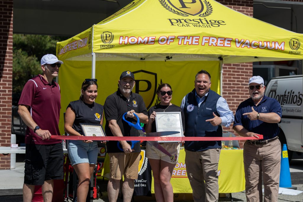 Prestige Car Wash Gives Back